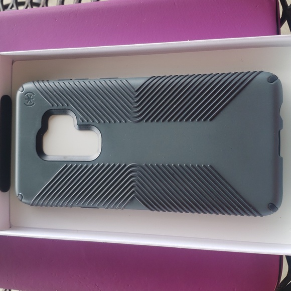 Speck Presidio Grip Phone Case - Picture 3 of 4